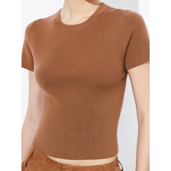 Alice + Olivia Ciara Wool Blend Pullover Tee Top - Picture 5 of 9